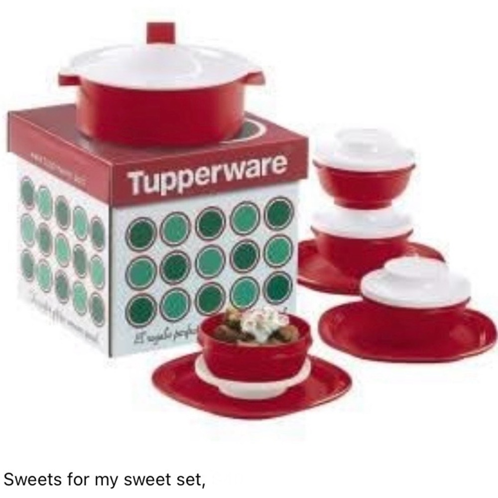 Tupperware Red and White Serving Set